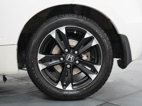 Used 2015 Honda CR-Z EX image 28