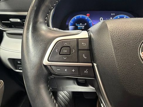 Used 2023 Toyota Highlander Platinum AWD/4WD image 29