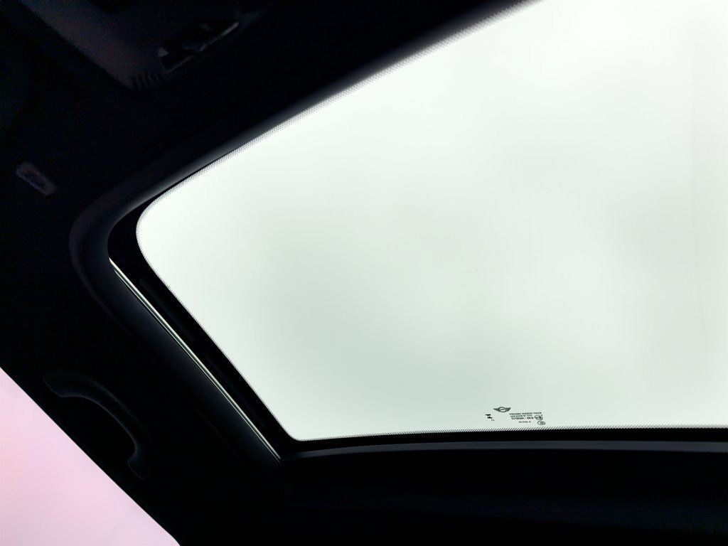 Certified 2025 MINI Cooper S FWD image 27