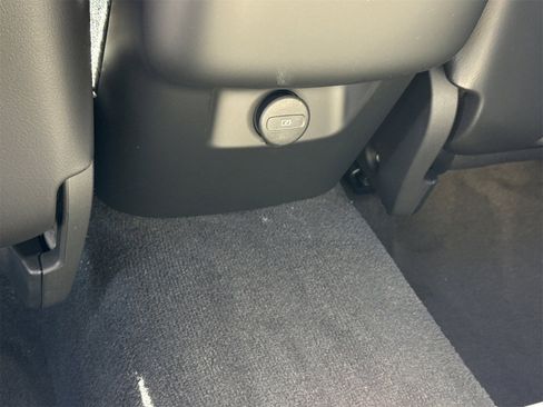 New 2026 Volvo XC60 B5 Plus w/ Protection Package Premier image 14