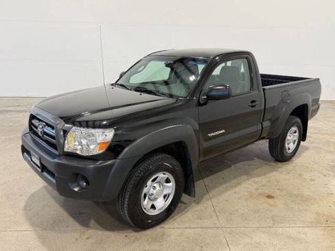 Used 2007 Toyota Tacoma 4x4 Regular Cab image 2