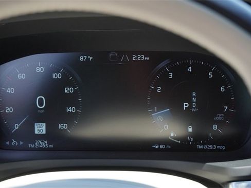 Used 2022 Volvo S60 B5 Momentum w/ Premium Package image 29