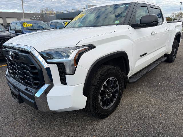 Used 2025 Toyota Tundra SR5 w/ TRD Off-Road Package AWD/4WD image 4