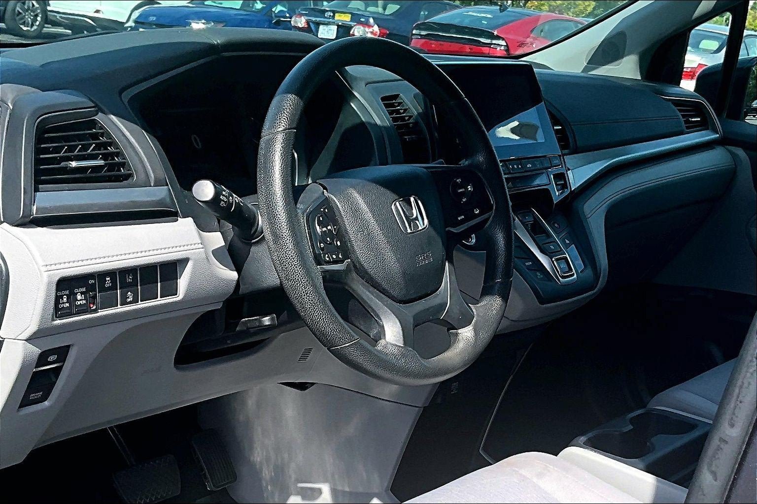 Used 2019 Honda Odyssey EX image 12