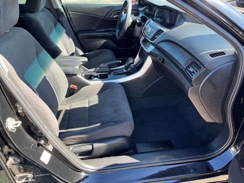 Used 2015 Honda Accord EX image 24