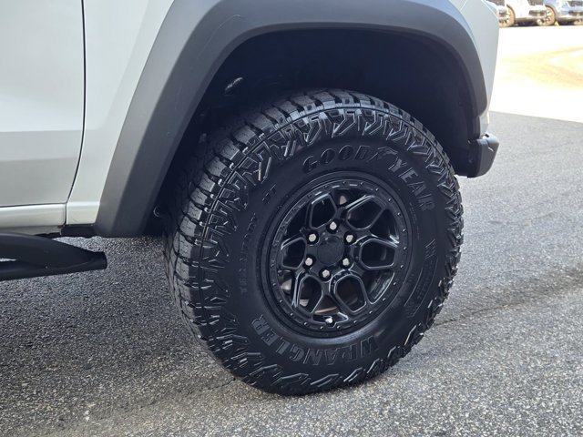 Used 2025 Chevrolet Colorado ZR2 w/ ZR2 Bison Edition AWD/4WD image 11