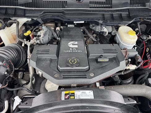 Used 2016 RAM 3500 Big Horn image 33