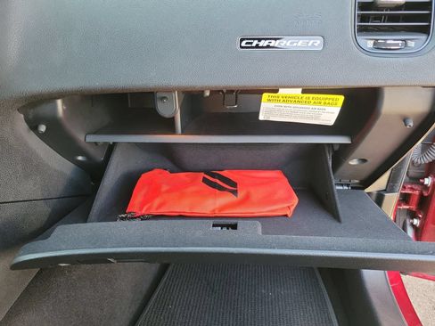 Used 2022 Dodge Charger R/T w/ Blacktop Package RWD image 37