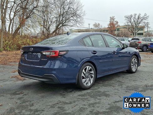 Certified 2025 Subaru Legacy Limited image 9