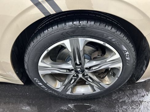 Used 2021 Kia K5 EX w/ EX Premium Package FWD image 8