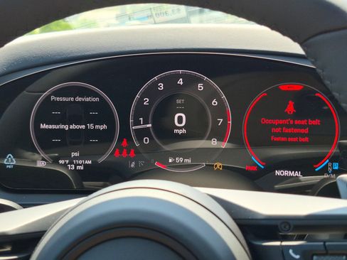 New 2026 Porsche Cayenne Coupe AWD/4WD image 17