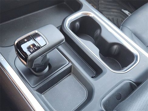 Used 2023 GMC Sierra 1500 SLT w/ SLT Premium Package image 20