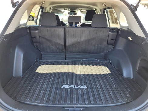 Used 2025 Toyota RAV4 LE AWD/4WD image 26