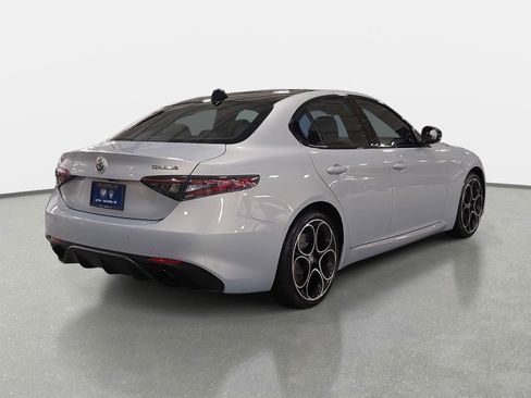 New 2025 Alfa Romeo Giulia w/ Veloce Package Rwd image 5