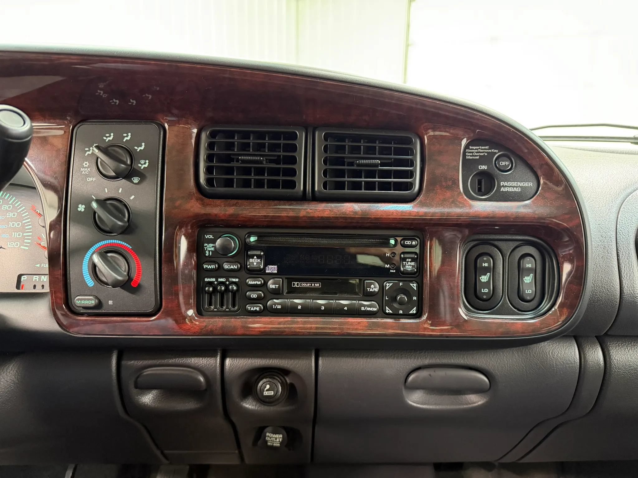 Used 2001 Dodge Ram 2500 Truck 4x4 Quad Cab image 24