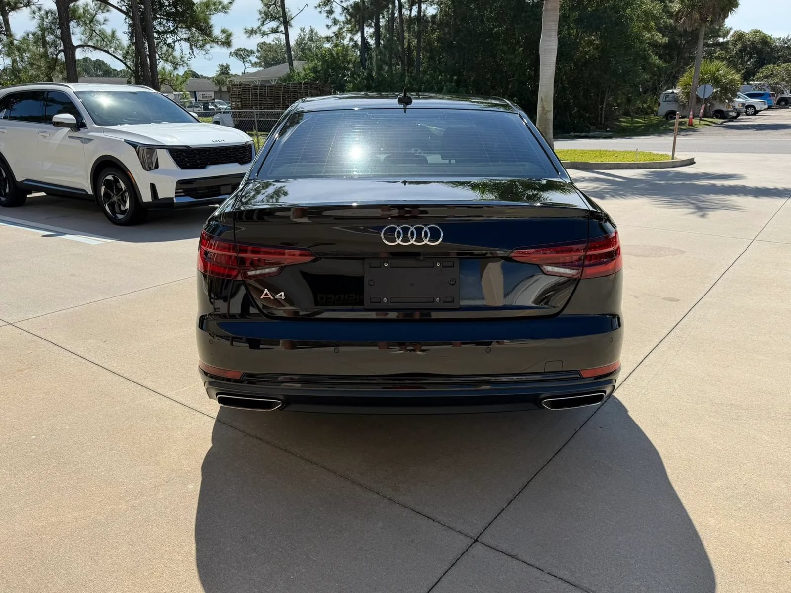 Used 2019 Audi A4 2.0T Premium FWD image 5