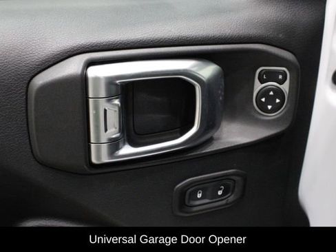 Used 2018 Jeep Wrangler Unlimited Sport S image 14