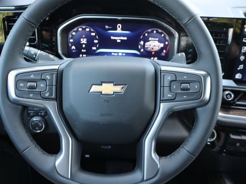 New 2026 Chevrolet Silverado 1500 LT w/ All Star Edition Plus AWD/4WD image 7