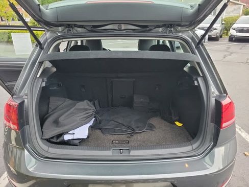 Used 2019 Volkswagen e-Golf SEL Premium image 30