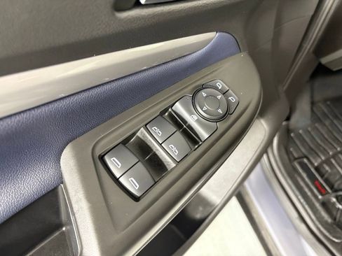 Used 2022 Chevrolet Bolt EUV Premier w/ Super Cruise Package image 15