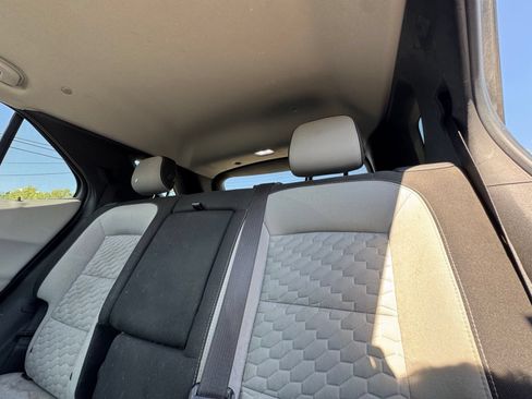 Used 2019 Chevrolet Equinox LS w/ LS Convenience Package AWD/4WD image 14