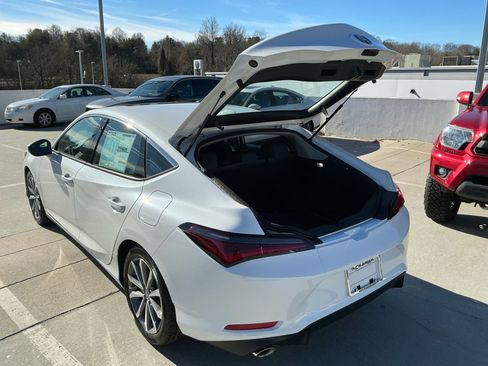 New 2026 Acura Integra image 13