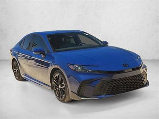 Used 2025 Toyota Camry SE w/ Convenience Package FWD video 3