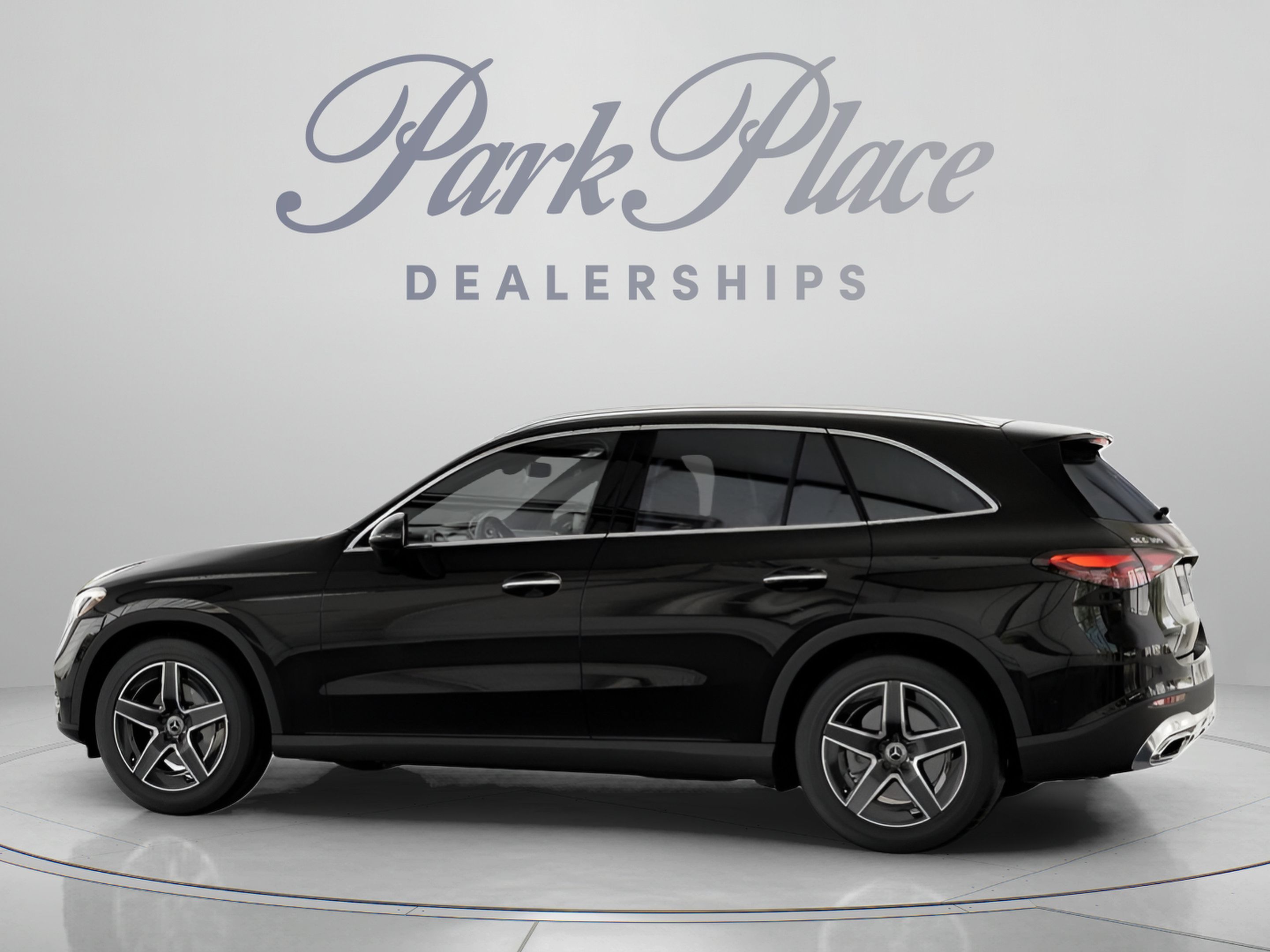 Used 2026 Mercedes-Benz GLC 300 image 9