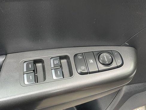 Used 2018 Kia Sportage LX image 26