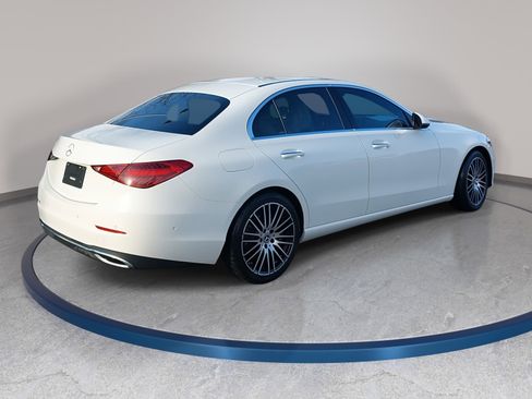 Used 2022 Mercedes-Benz C 300 Sedan image 5