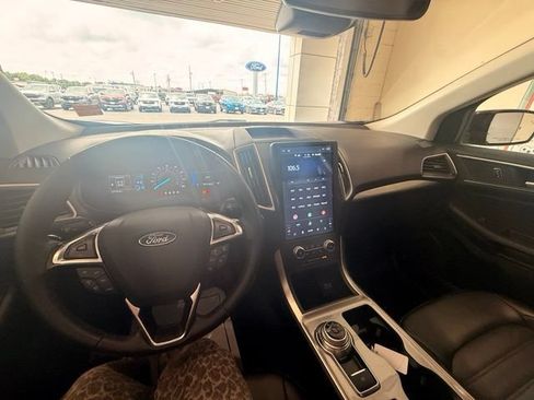 Used 2024 Ford Edge SEL AWD/4WD image 21