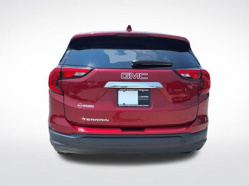 Used 2020 GMC Terrain SLE FWD image 17