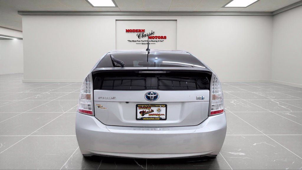 Used 2010 Toyota Prius Five w/ Navigation Pkg FWD image 6