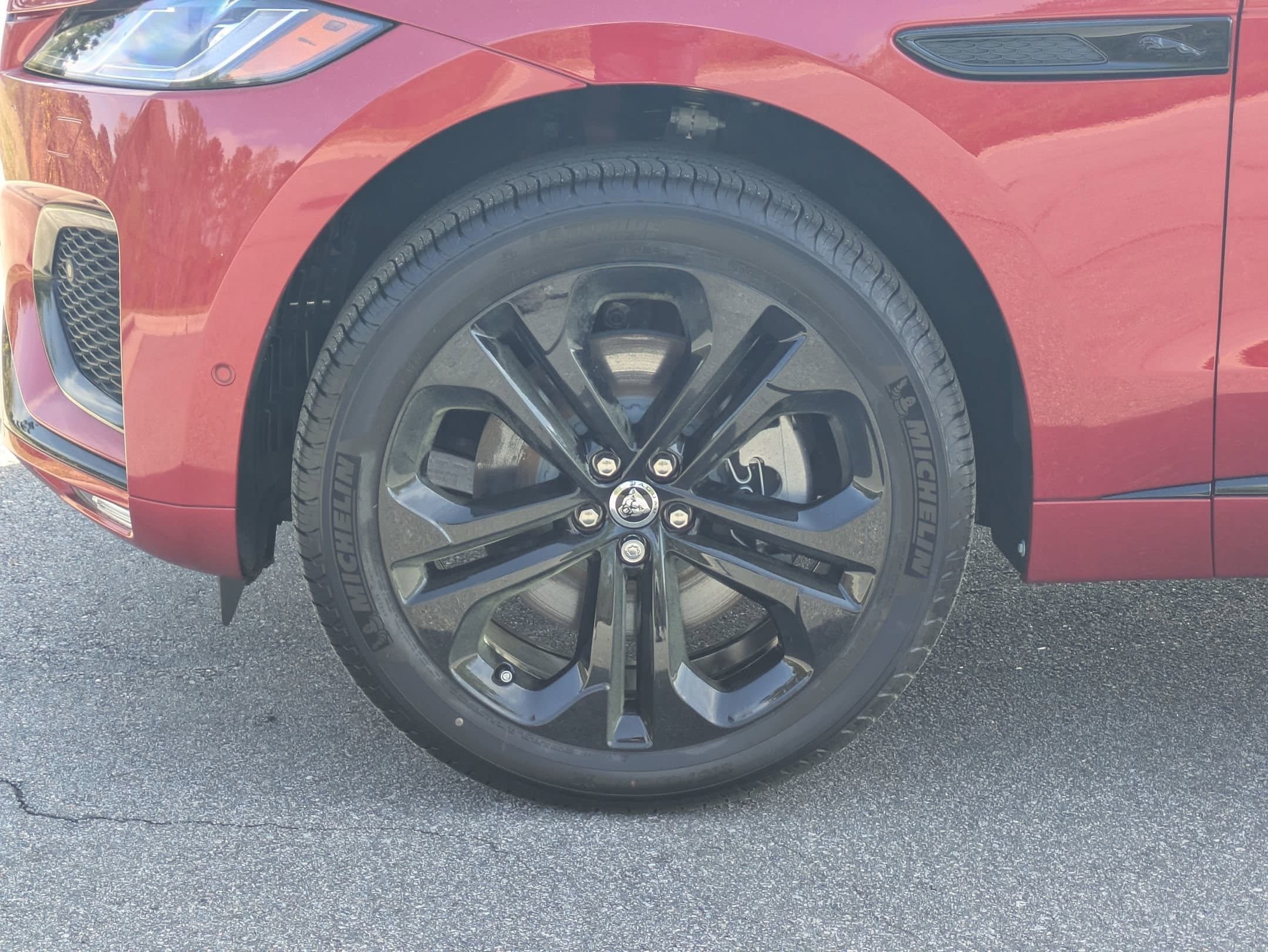 New 2026 Jaguar F-PACE R-Dynamic S AWD/4WD image 34