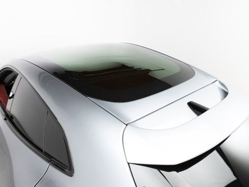 Used 2025 Ferrari Purosangue image 36