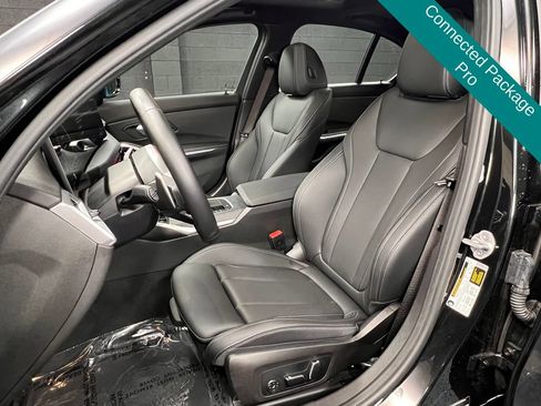Used 2025 BMW 330i Sedan w/ M Sport Package RWD image 4