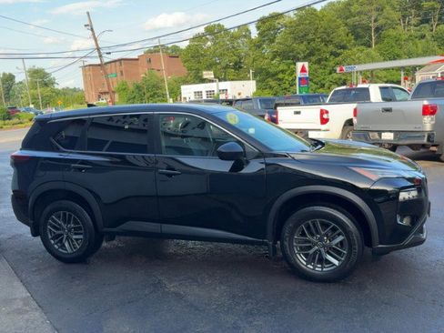 Used 2021 Nissan Rogue S AWD/4WD image 5