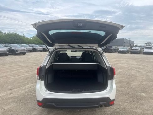 Used 2023 Subaru Forester Premium AWD/4WD image 10