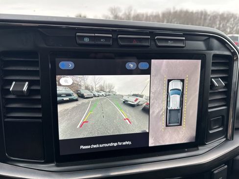 Used 2023 Ford F250 Lariat w/ Sport Appearance Package image 17