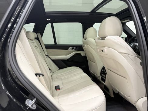 Used 2019 BMW X5 xDrive40i w/ Premium Package 2 image 31