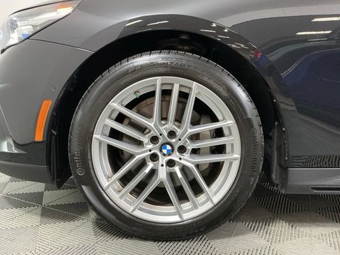 Certified 2025 BMW 530i w/ Premium Package RWD image 31
