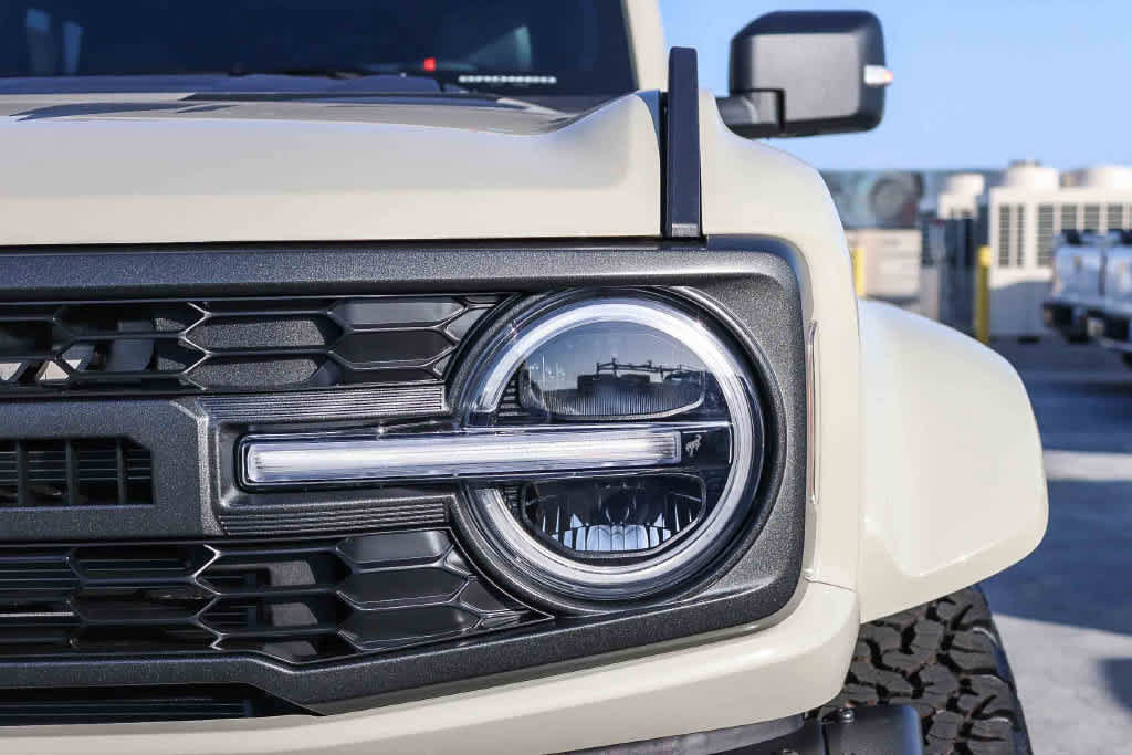 New 2026 Ford Bronco Raptor w/ Interior Carbon Fiber Pack AWD/4WD image 7