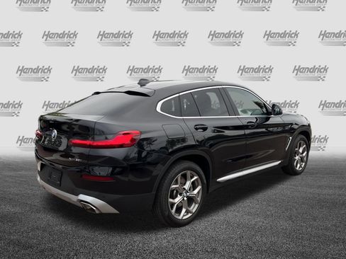 Certified 2025 BMW X4 xDrive30i image 10