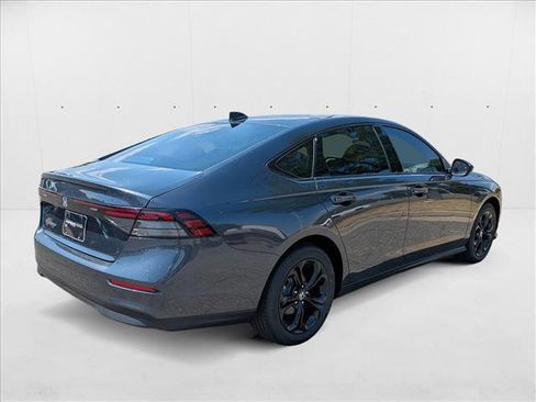 New 2025 Honda Accord SE image 5