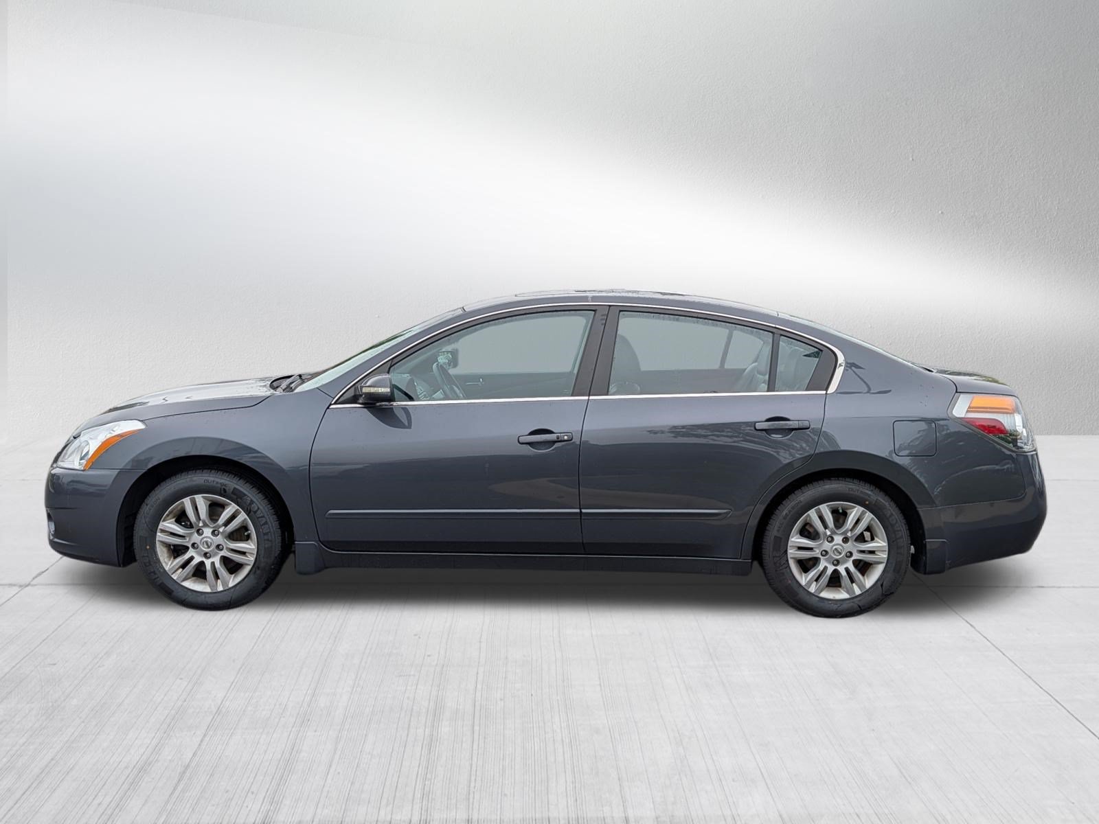 Used 2012 Nissan Altima 2.5 SL w/ 2.5SL Pkg FWD image 4