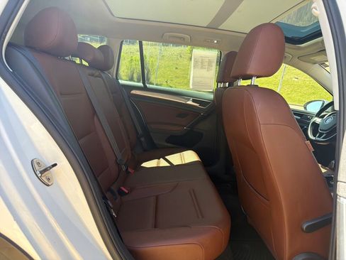 Used 2017 Volkswagen Golf Alltrack SE image 26