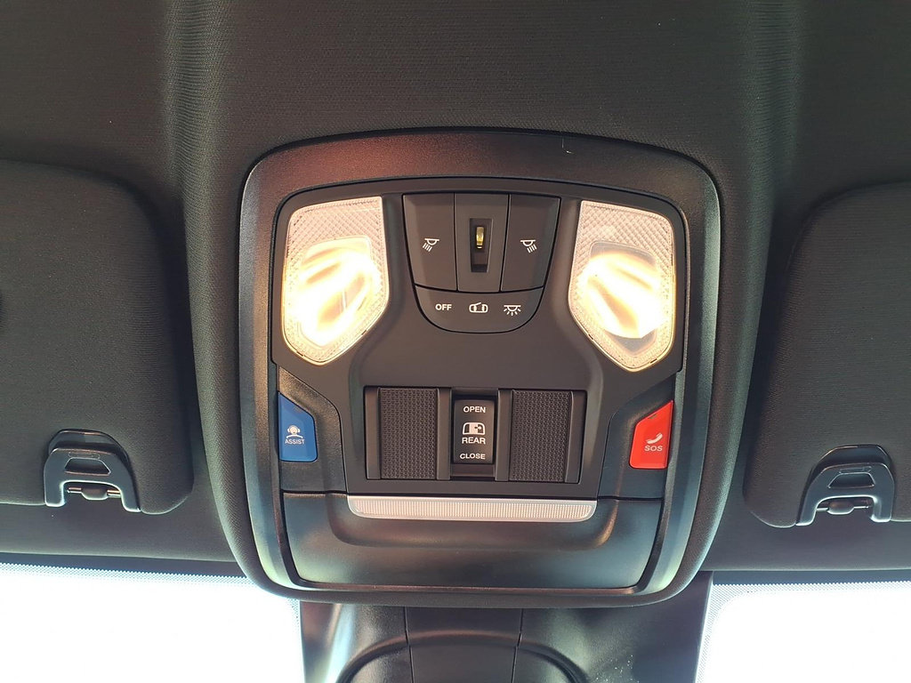 New 2027 RAM 3500 Big Horn AWD/4WD image 25