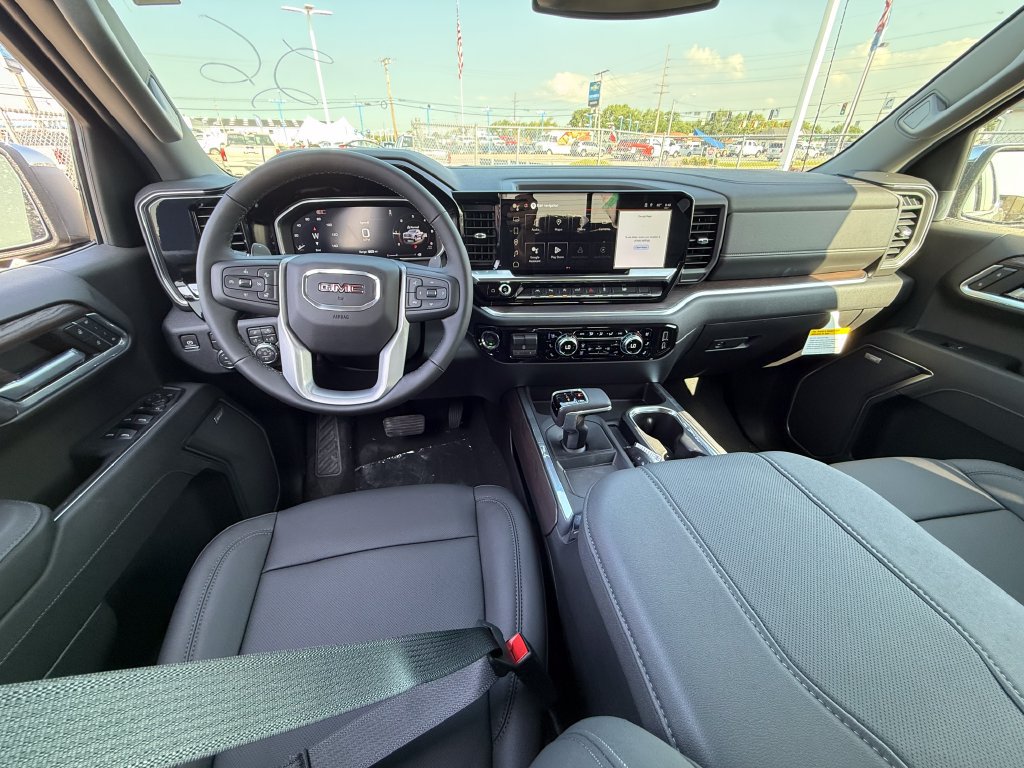 New 2026 GMC Sierra 1500 SLT w/ SLT Premium Plus Package AWD/4WD image 15