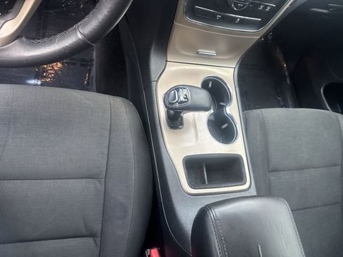 Used 2015 Jeep Grand Cherokee Laredo w/ Quick Order Package 23E image 22