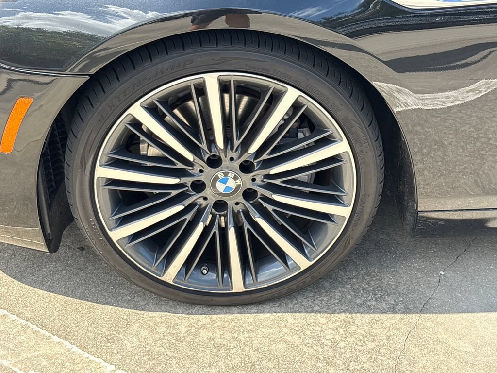 Used 2018 BMW 650i Convertible RWD image 12